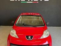 Usata Peugeot 107 Urban Move 68 CV (50 kW) 2008 Rosso Utilitaria