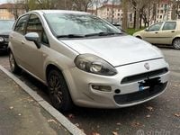 Usata Fiat Grande Punto Lounge 77 CV (56 kW) 2012 Grigio Utilitaria