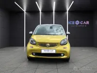Usado Smart ForTwo Cabrio Passion 71 CV (52 kW) 2016 Amarillo Descapotable