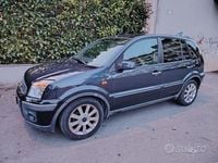 Usata Ford Fusion 70 CV (51 kW) 2009 Grigio Utilitaria