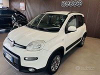 Usata Fiat Panda 4x4 S 86 CV (63 kW) 2016 Bianco Utilitaria