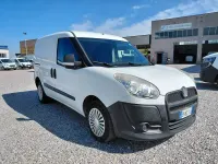 Usata Fiat Doblò 90 CV (66 kW) 2013 Bianco Monovolume
