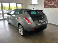 Usata Lancia Delta 165 CV (121 kW) 2009 Grigio Utilitaria