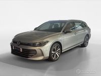 Nuova VW Passat Business 2025 Grigio Berlina