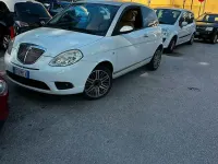 Usata Lancia Ypsilon 75 CV (55 kW) 2009 Bianco Utilitaria