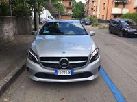 Usata Mercedes A200 136 CV (100 kW) 2018 Argento Monovolume