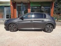 Usata Peugeot 208 Allure 101 CV (74 kW) 2023 Grigio Utilitaria