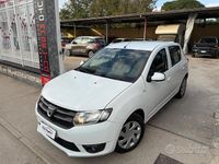 Usata Dacia Sandero Ambiance 75 CV (55 kW) 2014 Bianco Berlina