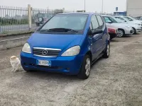 Usata Mercedes A160 Avantgarde 102 CV (75 kW) 2000 Blu Berlina
