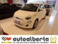 Usata Fiat 500e 69 kW (95 CV) 2024 Bianco gelato pastello Berlina