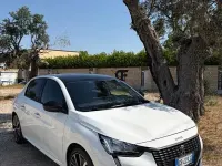 Usata Peugeot 208 101 CV (74 kW) 2020 Bianco Utilitaria