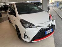 Usata Toyota Yaris 212 CV (155 kW) 2018 Bianco Berlina