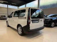 Usata VW Caddy 122 CV (89 kW) 2021 Bianco Monovolume