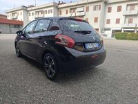 Usata Peugeot 208 Active 68 CV (50 kW) 2015 Utilitaria