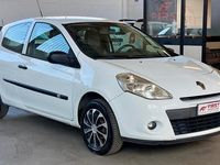 Usata Renault Clio II 74 CV (54 kW) 2010 Bianco Utilitaria