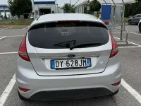 Usata Ford Fiesta Titanium 82 CV (60 kW) 2010 Bianco Berlina