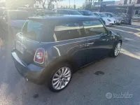 Usata Mini Cooper D 112 CV (82 kW) 2011 Blu Utilitaria
