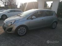 Usata Opel Corsa 85 CV (62 kW) 2014 Marrone Utilitaria