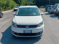 Usata VW Touran 105 CV (77 kW) 2011 Bianco Monovolume