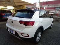 usata VW T-Roc 1.0 TSI 110 CV LIFE BI-COLOR usato Benzina Bianco pastello