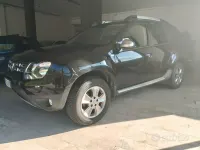 Usata Dacia Duster Lauréate 109 CV (80 kW) 2015 Nero SUV