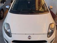 Usata Fiat Punto Easy 75 CV (55 kW) 2012 Utilitaria