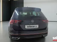 Usata VW Tiguan R-line 150 CV (110 kW) 2023 2t nero perlato SUV