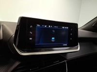 Usata Peugeot 2008 Allure 100 CV (73 kW) 2022 Bianco SUV