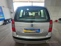 Usata Fiat Idea Emotion 69 CV (50 kW) 2005 Grigio Monovolume