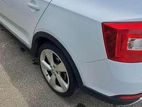 Usata Skoda Rapid ScoutLine 90 CV (66 kW) 2016 Bianco Station wagon