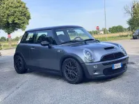 Usata Mini Cooper S 163 CV (119 kW) 2003 Grigio Utilitaria