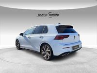 Usata VW Golf VIII R-line 150 CV (110 kW) 2021 Bianco Utilitaria