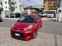 Usata Kia Picanto 67 CV (49 kW) 2015 Rosso Utilitaria