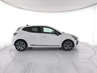 Usata Renault Clio V Techno 91 CV (66 kW) 2024 Bianco ghiaccio Berlina