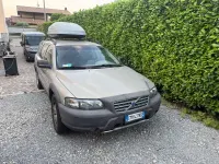 Usata Volvo XC70 209 CV (153 kW) 2004 Verde Station wagon