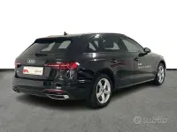 Usado Audi A4 Advanced Plus 163 CV (119 kW) 2024 Azul Familiar