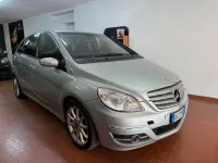Usata Mercedes B180 109 CV (80 kW) 2007 Argento Monovolume