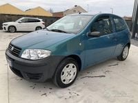 Usata Fiat Punto Active 60 CV (44 kW) 2005 Verde Utilitaria