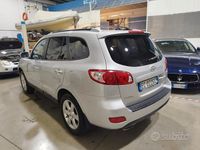 Usata Hyundai Santa Fe 154 CV (113 kW) 2010 Grigio SUV
