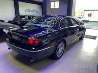 Usata Jaguar S-Type Executive 207 CV (152 kW) 2006 Blu Berlina
