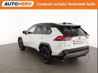 Usata Toyota RAV4 Hybrid Style 178 CV (130 kW) 2019 Bianco SUV