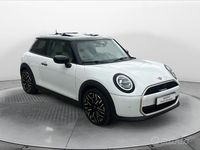 Usata Mini Cooper Favoured 156 CV (114 kW) 2024 Bianco Utilitaria