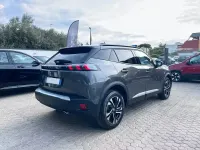 Usata Peugeot 2008 Allure 131 CV (96 kW) 2023 Grigio SUV