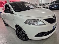 Usata Lancia Ypsilon Gold 69 CV (50 kW) 2020 Bianco Utilitaria