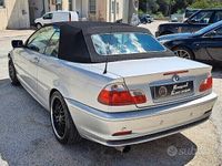 Begagnad BMW 318 Efficient Dynamics 143 HK (105 kW) 2002 Silver Cab