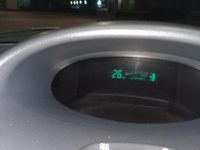 Usata Toyota Yaris Sol 68 CV (50 kW) 1999 Verde Berlina