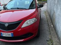 Usata Lancia Ypsilon 80 CV (58 kW) 2018 Rosso Utilitaria