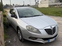 Usata Lancia Delta 120 CV (88 kW) 2011 Utilitaria