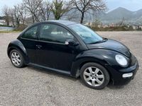 Usata VW New Beetle 105 CV (77 kW) 2005 Nero Utilitaria