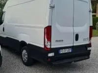 Usata Iveco Daily 126 CV (92 kW) 2016 Furgone